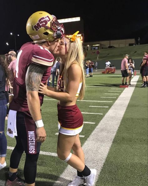 Cheerleader With Boyfriend, Football Cheerleader Couple Pictures, Football And Cheerleader Pictures, Football And Cheerleader Couples, Cheerleader Couple, Football Cheerleader Couple, Football Relationship Goals, Cheer Couples, Cute Couples Football