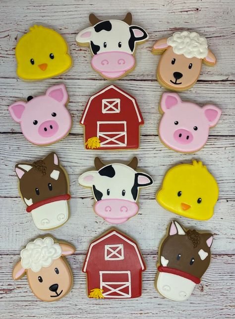 Cow Birthday Cookies, Farm Baby Shower Theme, Barnyard Theme, Cow Cookies, Farm Cookies, Sugar Cookie Recipes, Pig Cookies, Horse Cookies, Barnyard Birthday Party