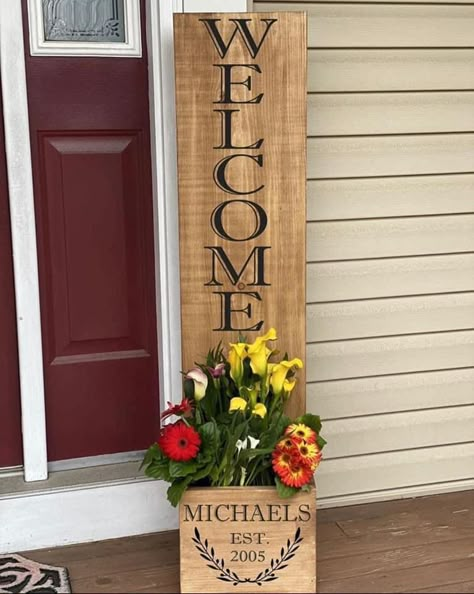 DIY Welcome planter Diy Welcome Planter, Welcome Planter, Porch Planter, Large Porch, Welcome Flowers, Welcome Signs Front Door, Porch Planters, Diy Planter Box, Wooden Signs Diy