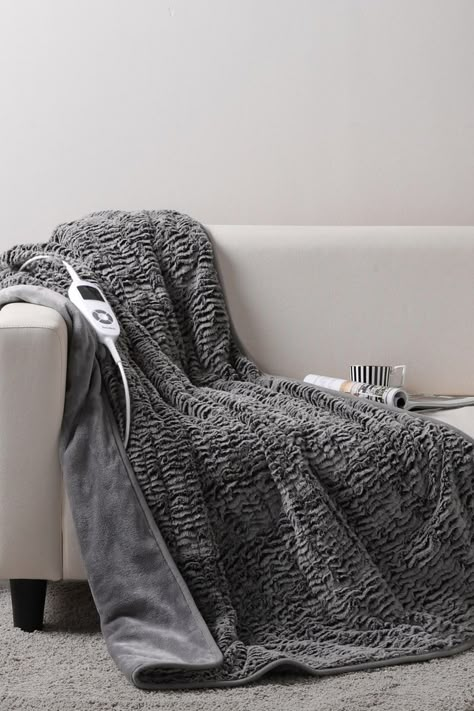 Heat Blanket, Heated Blanket Cordless, Heating Blanket, Heated Blankets, Electric Blankets Winter, Heated Blanket Aesthetic, Winter Home Essentials, Electric Blanket, Best Heated Blanket