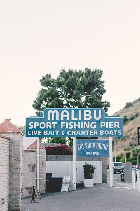 malibu pier - best place to watch the sunset Vintage Malibu Aesthetic, Vintage Beach Wallpaper, Malibu Photography, Malibu Aesthetic, Nina Riva, Malibu Vibes, Travel Book Ideas, Maddie Core, Summer Inspo Pics