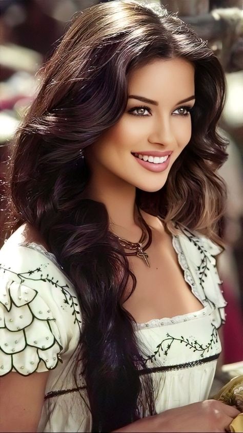 Long Dark Hair, Female Faces, Catherine Zeta Jones, Women Faces, Actress Pics, Ladies Night, American Beauty, Beautiful Smile, Beauty Face