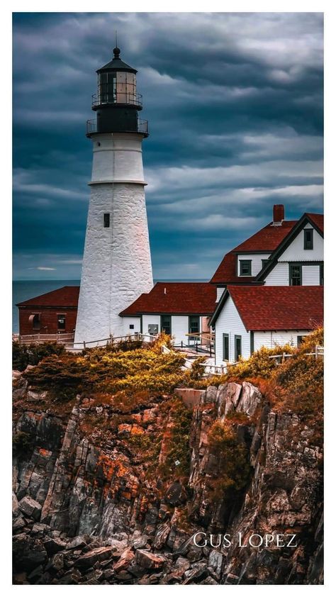 The Portland Head Lighthouse Beach Sculpture, Portland Head Lighthouse, Kids Church Decor, Portland Head Light, Maine Lighthouses, Lighthouse Photos, Lighthouse Pictures, Sculpture Inspiration, Lighthouse Keeper