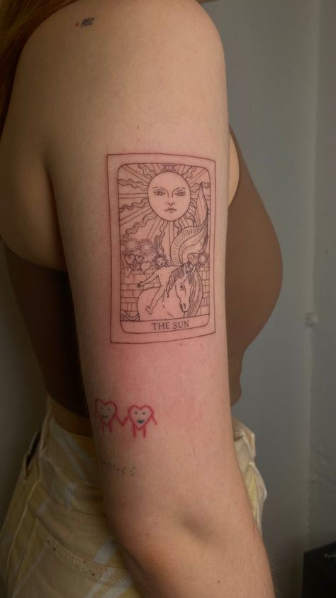 tarot cards, sun Major Arcana, tattoo inspo, esoteric, Arcana Tattoo, Tarot Cards Sun, Esoteric Tattoo, Sun And Moon Tattoo, The Sun Tarot Card, Tarot Tattoo, Tarot Card Tattoo, Card Tattoo Designs, The Sun Tarot