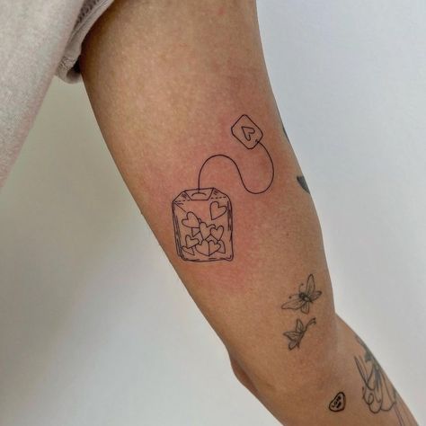 Tea Bag Tattoo, Aesthetic Tattoo Ideas, Tea Tattoo, Tato Flash, 20 Aesthetic, Petit Tattoo, Funky Tattoos, Muster Tattoos, Tattoo Board