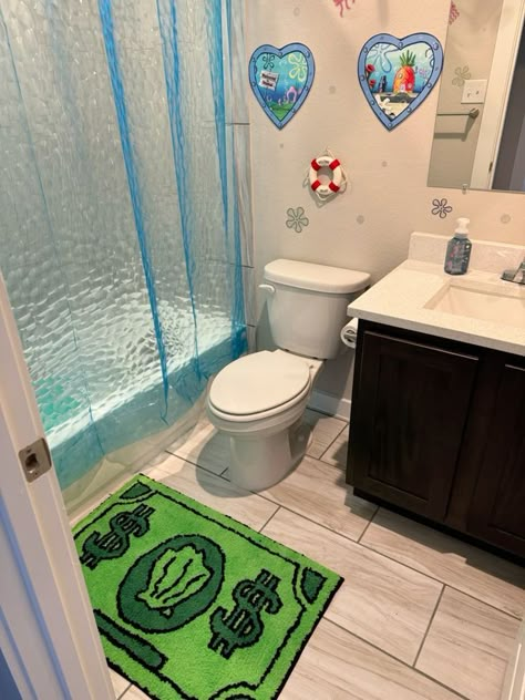 Chill Bathroom Aesthetic, Cool Bathroom Themes, Trippy Bathroom Decor, Spongebob Bathroom Decor, Spongebob Themed Bathroom, Fish Bathroom Ideas, Spongebob Bathroom Ideas, Boys Bathroom Ideas Kid Decor, Cute Bathroom Ideas Aesthetic