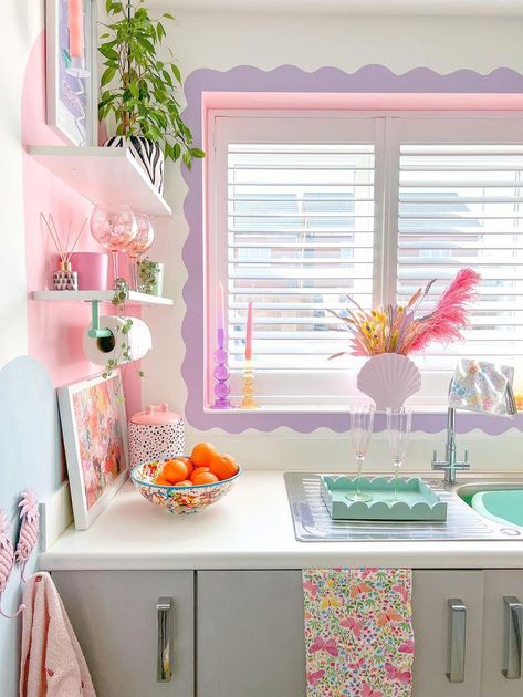 Kitchen Ideas Pastel, Eclectic Decor Pastel, Rainbow House Decor, Small Colourful Kitchen Ideas, Pastel Home Ideas, Pastel Kitchen Aesthetic, Kitchen Cute Aesthetic, Colorful Basement, Danish Pastel Kitchen