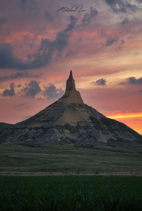 Chimney Rock Nebraska, State Stickers, Sticker Inspiration, Chimney Rock, Landscape Art Painting, Church History, Old West, Nebraska, Landscape Art