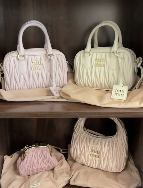 Bored Of Life, Miu Miu Handbags, Colorful Handbags, Luxury Bags Collection, Miu Miu Bag, Dream Bags, Girly Bags, Fancy Bags, Pretty Bags