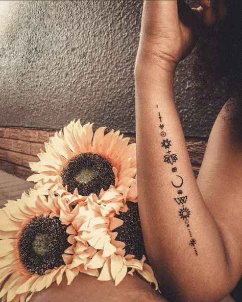 Tattoos Black Women Dark Skin, Black Women Wrist Tattoo, Black Goddess Tattoos For Women, Tattoo For Dark Skin Women, Tattoo Ideas Dark Skin Female, Tattoo Black Women Dark Skin, Black Power Tattoo For Women, Tattoo Ideas Black Women Dark Skin, Dark Skin Tattoos Women