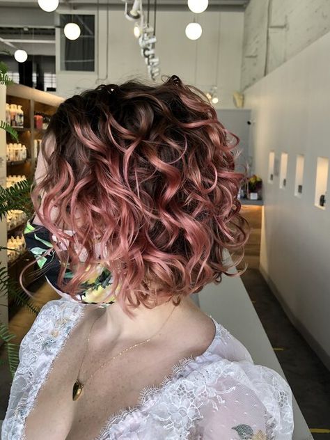 Curly Pink Hair, Pink Curly Hair, Booking Available, Curly Cuts, Dyed Curly Hair, Highlights Curly Hair, Brown Curly Hair, Colored Curly Hair, Dyed Hair Inspiration