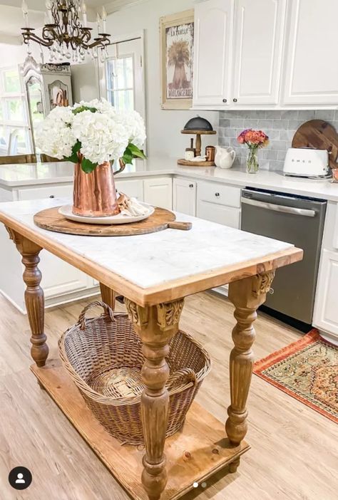 Osborne Wood Products Blog-Make an Island with Embellished Dining Legs Island Legs Ideas, Kitchen Island Legs Ideas, Kitchen Island Display, Diy House Building, Beautiful Kitchen Islands, Island Height, Kitchen Island Legs, Island Display, Kitchen Long