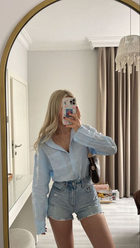 Elegante Casual, Causual Outfits, Girly Outfits, Casual Style Outfits, Looks Vintage, College Outfits, Outfits Casuales, Blue Shirt, Cute Casual Outfits