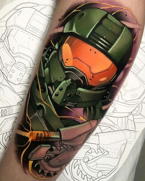 This is the level of cartoon and bold color/look that I love James Tattoo Ideas, Master Chief Helmet, Realistic Tattoo Ideas, Halo Tattoo, Helmet Tattoo, Gamer Tattoos, Nerd Tattoo, Halo Master Chief, Finger Tattoo For Women