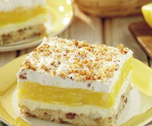 Meringue Bars, Lemon Lush Dessert, Lemon Delight, Lush Dessert, Delight Dessert, Lemon Lush, Lemon Pudding Cake, Lemon Cheesecake Bars, Delish Desserts