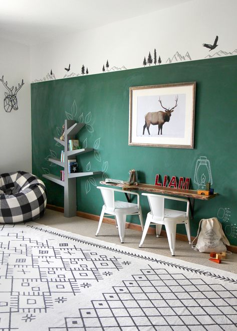 The chalkboard idea is so fun too. http://petitandsmall.com/green-decor-ideas-boys-room/#kidsroom Green Boys Room, Seat Wall, Casa Hobbit, Live Edge Desk, Chalk Wall, Children Room Boy, Book Tree, Boy’s Room, Playroom Storage