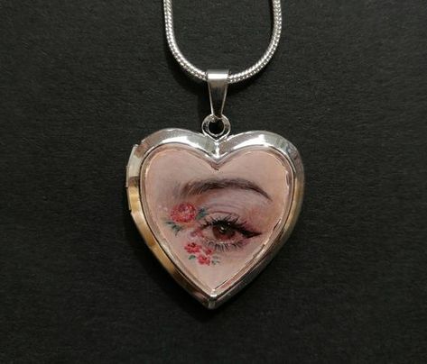 Eye Locket, Altered Art Jewelry, Lovers Eyes, Remembrance Jewelry, Georgian Jewelry, Historical Jewellery, Jewelry Personalized, Unusual Jewelry, Custom Pendants