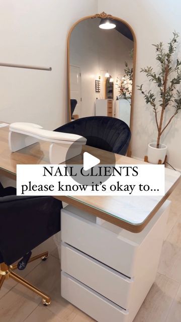 S K Y L E R | licensed nail tech + esthetician on Instagram: "nail clients 📣
•
I hope you feel comfy in my chair - vibes, energy, complementary drinks + snacks, and good conversations or silent ones too! 
let us treat you like the QUEENS that you are 👑

xoxo, your nail tech
•
•
#iowanails #nails #nailtech #nailartist #nailtechlife #nailart #naildesign #utahnails #utahnailcommunity #nailinspo #nailedit #nailsofinstagram" Nail Tech Set Up At Home, Boho Nail Salon, Nails Salon Design Ideas, Nails Studio Ideas Salons, Nail Studio Ideas Small Spaces, Nail Tech Studio, Nail Table Ideas, Nail Tech Room Ideas, Nail Room Ideas Home