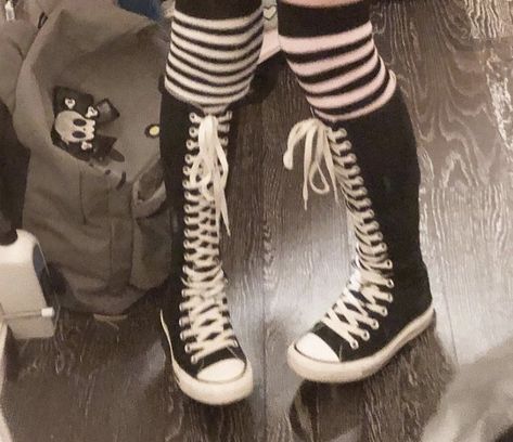 emo scene knee high converse Converse Long Shoes, Boot Converse, Converse Clothes, Long Converse Shoes, Emo Shoes Aesthetic, Thigh High Converse, Emo Boots Aesthetic, Scene Boots, How To Style Knee High Converse