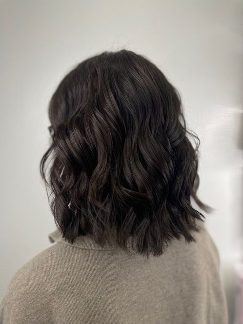 Short Wavy Dark Brown Hair Shoulder Length, Short Dark Brown Wavy Hair, Short Curly Brown Hair Aesthetic, Dark Brown Textured Bob, Dark Brown Short Hair Wigs, Brown Bob Haircut, Brown Bob Hair, Short Dark Brown Hair, Brown Wavy Hair