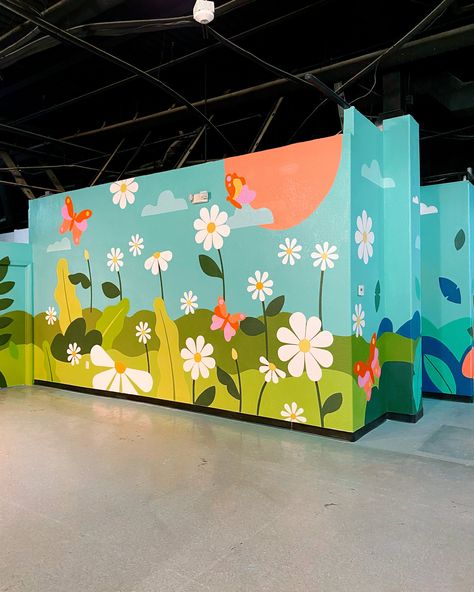 Preschool Wall Painting Ideas, Kids Mural Wall, Playground Mural, School Wall Painting Ideas, Classroom Walls Paint, Steffi Lynn, Playground Painting, School Wall Painting, Mural Art Design