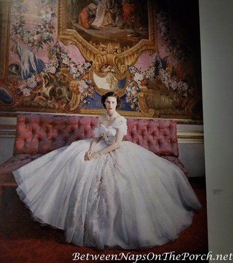 Prinses Margaret, Ratu Elizabeth, Princesa Margaret, Sarah Chatto, Princesa Elizabeth, Young Queen Elizabeth, Dior Gown, Margaret Rose, Rainha Elizabeth Ii