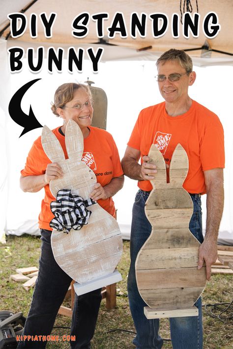 wood standing bunny Pallet Bunny, Easter Wood Projects, Decorating For Spring, Standing Bunny, Spring Wood Crafts, Diy Bunny, Bunny Sign, Bunny Templates, Easter Wood Crafts