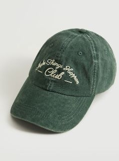 Corporate Graphic Design, Cap Outfit, Green Cap, Summer Cap, Vintage Baseball Caps, Cap Hats, Cap Designs, Vintage Cap, Embroidered Caps