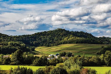 A Guide to Wisconsin’s Driftless Area Florida National Parks, Driftless Area, Chicago Magazine, Long Trips, A Way Of Life, Sky Clouds, Sky And Clouds, Hiking Trip, Great View