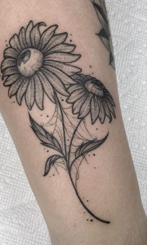 Eyeball Flower Tattoo, Momentum Tattoo, Eyeball Flower, Eyeball Tattoo, Halloween Flash, Daisy Tattoo, Spooky Tattoos, Detailed Tattoo, Tattoo Style Drawings