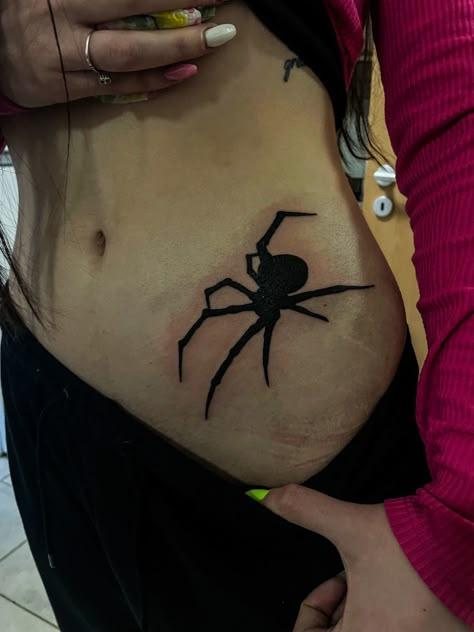 Spider Tattoo For Women Stomach, Spider On Hip Tattoo, Spider Tattoo Ribs, Spider Belly Tattoo, Hip Spider Tattoo, Spider Waist Tattoo, Spider Tattoo Stomach, Spider Tattoo On Hip, Fine Tattoo Ideas