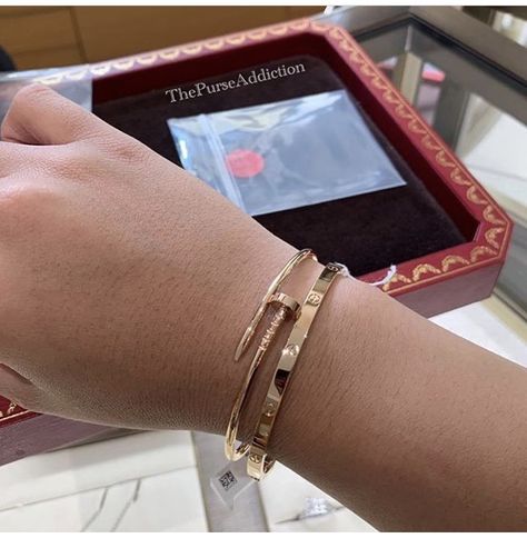 Cartier Rose Gold, Necklace Cartier, Cartier Wedding Bands, Rings Cartier, Cartier Rings, Cartier Diamond, Jewelry Cartier, Cartier Necklace, Bracelet Cartier