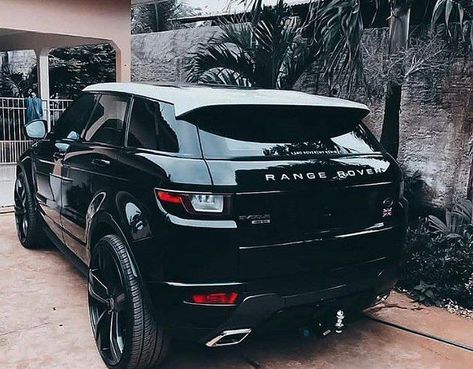 #blackandwhite Tag a mate FOLLOW @EVOQUEOFFICIAL #evoque . . . . #rr #rangerover #rrevoque #evoquelovers #rangeroverevoque… Rr Evoque, Black Range Rover, 996 Porsche, Dream Cars Range Rovers, Luxury Cars Range Rover, Black Range, Top Luxury Cars, Range Rovers, Lux Cars