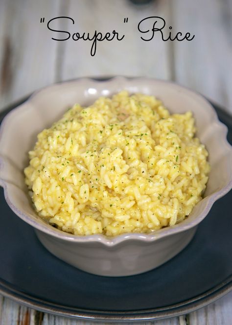 Souper Rice - quick creamy cheater risotto recipe made with minute rice, cream of chicken soup, chicken broth and parmesan cheese - ready in 10 minutes. Souper Rice, Rice Cream Of Chicken Soup, Cream Of Chicken Rice, Soup Chicken Broth, Rice Cream, Rice Sides, Rice Side Dish Recipes, Minute Rice, Soup Chicken