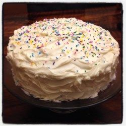 Simple White Cake - Allrecipes.com Easy White Cake, Basic White Cake, Easy White Cake Recipe, Best White Cake Recipe, Simple White Cake, Homemade White Cakes, White Cake Recipes, Buttercream Icing Recipe, Lemon Cream Cheese Frosting