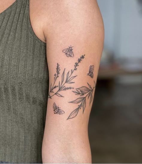 Botanical Bee Tattoo, Cute Dragon Fly Tattoo, Botanical Shoulder Tattoo, Wrap Tattoos For Women, Arm Wrap Tattoos For Women, Tattoos For Women Butterfly, Botanical Wrap Tattoo, Bee And Flower Tattoo, Bicep Tattoo Women