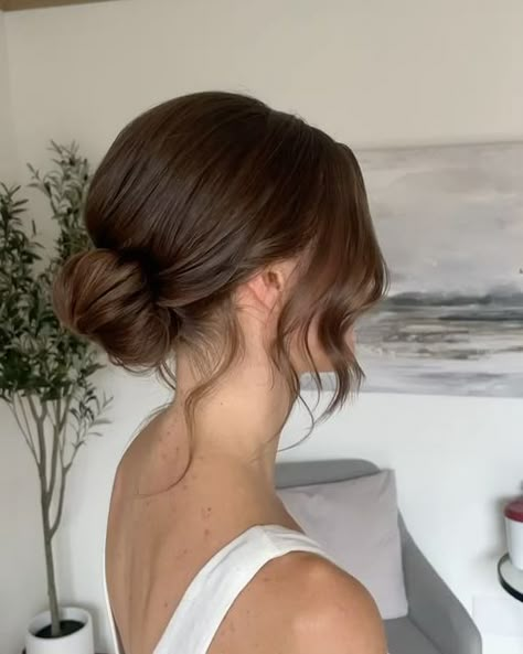 Rachel | Calgary Bridal Hair on Instagram: "Organic Updo Appreciation🙌🏻 I absolutely loved the challenge of doing an all natural updo for my beautiful bride Ts day! After listening to @christinakreitel healing a hairdresser series- this felt like it was 100% meant to be Brands used to achieve this textured look: @carinaorganics @innersenseorganicbeauty @livinglibationsofficial Products used in order: Volumizing Foam Prep Spray Powder dry shampoo & Non-aerosol hairspray Thank you for trusting my techniques to style your hair T♥️ #organichair #organichairproducts #haireducation #yychair #yychairstylist #yycweddings #yycweddingvendors #canadianhairstylist #albertahairstylist #weddinghairstyles" Undone Low Bun Wedding, Bridal Soft Updo, Simple Updos For Bridesmaids, Front Of Bridal Updo, Low Updo Wedding Hair Front View, Bridesmaid Updo For Fine Hair, Relaxed Low Bun, Low Romantic Bun, Relaxed Bridal Updo