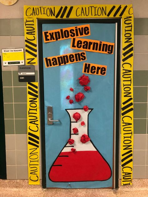 #scienceteacher #doordecoration Science Classroom Door Decorations Middle School, Biology Room Aesthetic, Science Classroom Door Ideas, 5th Grade Science Classroom Setup, Chemistry Room Decor, Chemistry Classroom Decor, Pta Event Ideas, Science Class Decorations, Classroom Decor Aesthetic