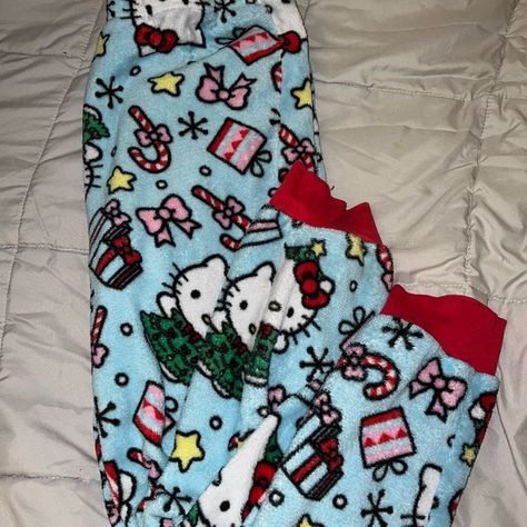 Hello Kitty Christmas Pajama Pants! Size medium Hello Kitty Pajama Pants Christmas, Christmas Pjs Hello Kitty, Fuzzy Christmas Pajama Pants, Christmas Hello Kitty Pajama Pants, Hello Kitty Christmas Pajamas, Christmas Pants Pjs, Cute Christmas Pjs, Hello Kitty Pj Pants, Cute Pj Pants