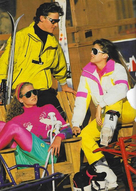 70s Skiing Outfit, 70s Apres Ski, 90s Skiing Aesthetic, 1980s Ski Fashion, 80s Ski Theme Party Outfit, Vintage Ski Magazine, Apres Ski 80s, Vintage Ski Fashion, 80s Ski Fashion