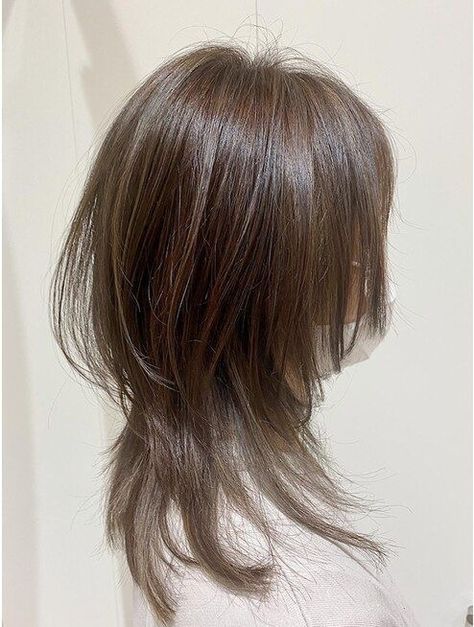 Hush Cut Short, Hush Cut, Shortish Hair, Asian Short Hair, Dyed Hair Inspiration, Hairstyles For Layered Hair, Shot Hair Styles, Wolf Cut, Hair Stylies