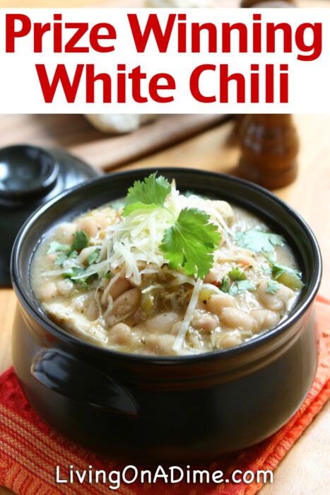 White Chili Chicken, Chili Chicken Recipe, White Chili Recipe, Rotisserie Chicken Recipes Leftover, Chili Easy, Chicken Chili Crockpot, Chili Cookoff, White Bean Chili, Crockpot White Chicken Chili