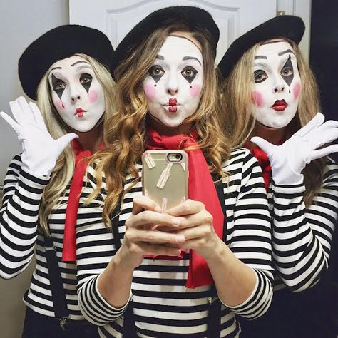 MIME HALLOWEEN COSTUME | Renee Nicole Blog Mime Halloween Costume, Halloween Costume Couple, Pelottava Halloween, Creepy Halloween Costumes, Halloween Costumes College Girls, Diy Halloween Costumes For Kids, Hallowen Costume, Pretty Halloween, College Halloween