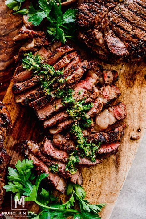 Grilled Ribeye Steak Recipe with Homemade Chimichurri Sauce Best Ribeye Steak Marinade, Grill Ribeye Steak, Grilled Ribeye Steak Recipes, Ribeye Steak Recipe, Simple Chicken Alfredo Recipe, Mexican Steak, Steak With Chimichurri, Munchkin Time, Steak With Chimichurri Sauce