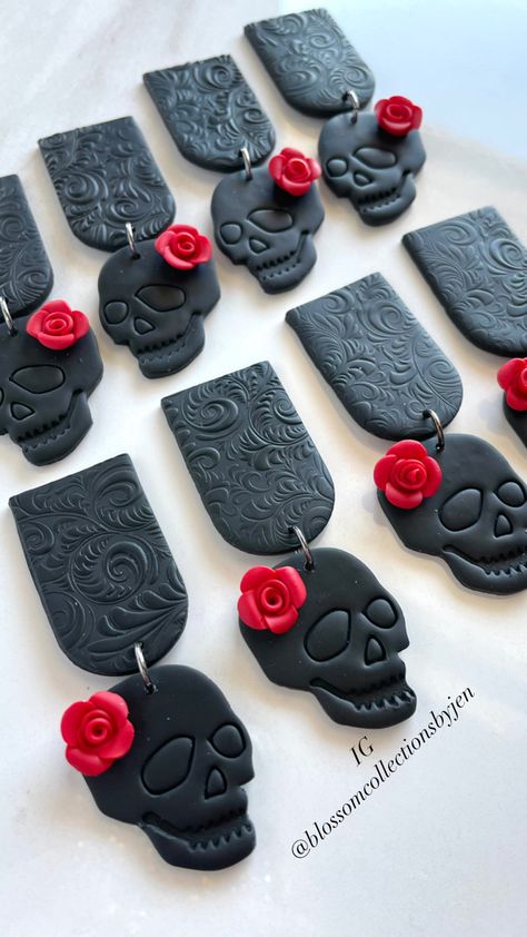 Halloween Clay, Diy Earrings Polymer Clay, Clay Things, Clay Diy Projects, Polymer Earrings, Polymer Clay Diy, Polymer Clay Jewelry Diy, Jewelry Drawing, Poly Clay