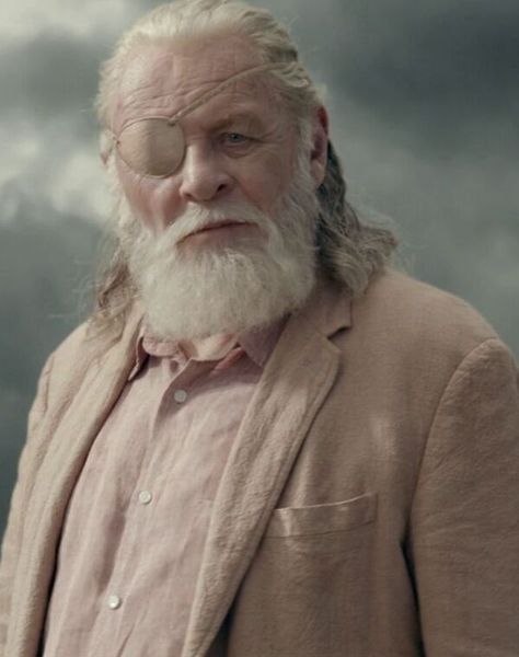 Anthony Hopkins as Odin in “Thor: Ragnarok” Marvel Aliens, Odin And Thor, Mcu Characters, Marc Spector, One Piece World, Infinity Saga, Deleted Scenes, Thor Ragnarok, Taika Waititi