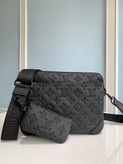 Lv Sling Bag For Men, Cross Bag For Men, Travis Scott Tattoo, Lv Sling Bag, Louis Vuitton Mens Bag, Birthday Outfit For Teens, Mens Designer Bag, Louis Bag, Sling Bag Men