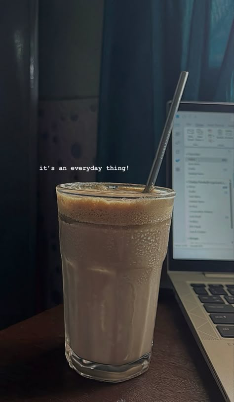 Coffee Posting Ideas, Coffee Story Caption, Streak Ideas Snapchat Aesthetic, Coffee Captions Aesthetic, Captions For Coffee Pictures, Coffee Snap Streak, Instagram Ig Story Ideas, Food Snap Ideas, Caption For Coffee