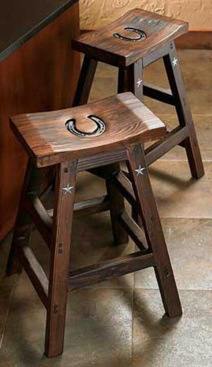 Horse shoe bar stool Cowboy Bar, Cowboys Bar, Kursi Bar, Western Furniture, Horseshoe Art, Horse Shoes, Western Home, Happy House, Western Homes