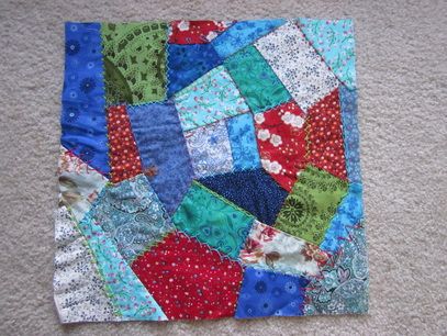 Trying something new: Crazy Quilt How To Sew A Crazy Quilt, Crazy Quilts Ideas, Crazy Quilt Tutorials, Quilt Paper Piecing, Crazy Quilts Patterns, Patchwork Sewing, Cable Hat, Trying Something New, Paper Piecing Patterns